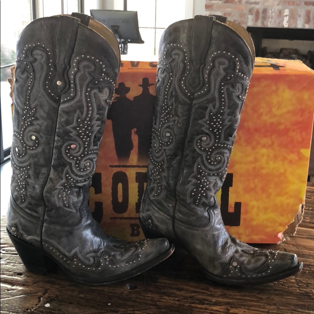 Corral Black/Gray WT and Studs Cowboy Boots size 9